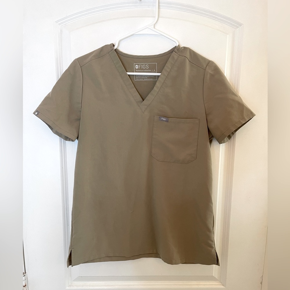 FIGS scrub top khaki